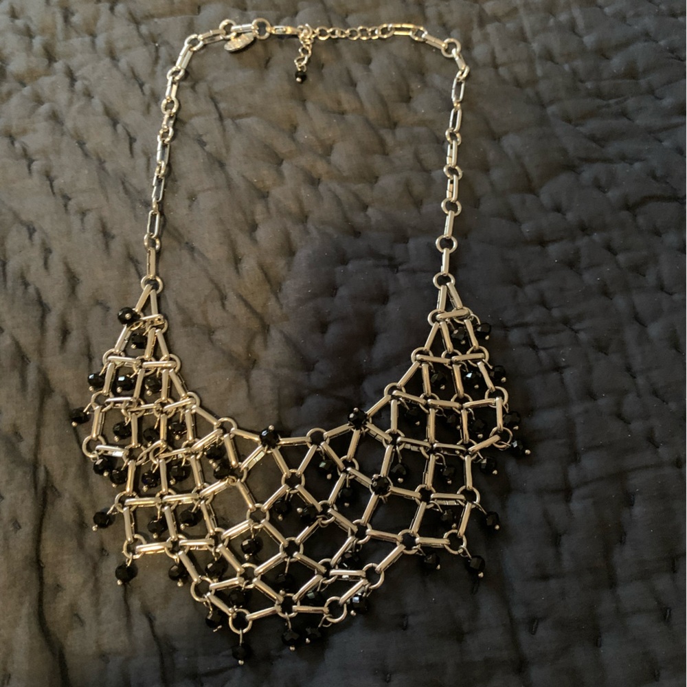 Women’s chandelier necklace